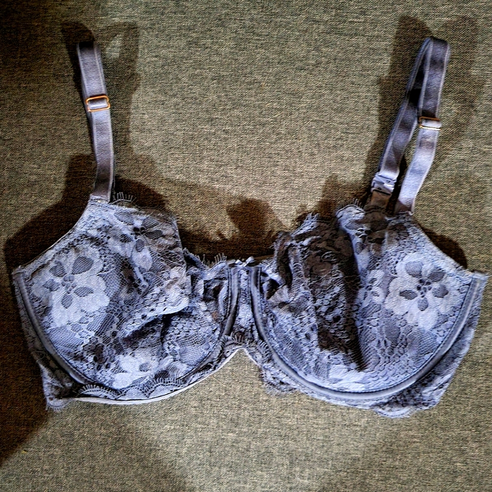 Victoria Secret Lightly Lined Bra